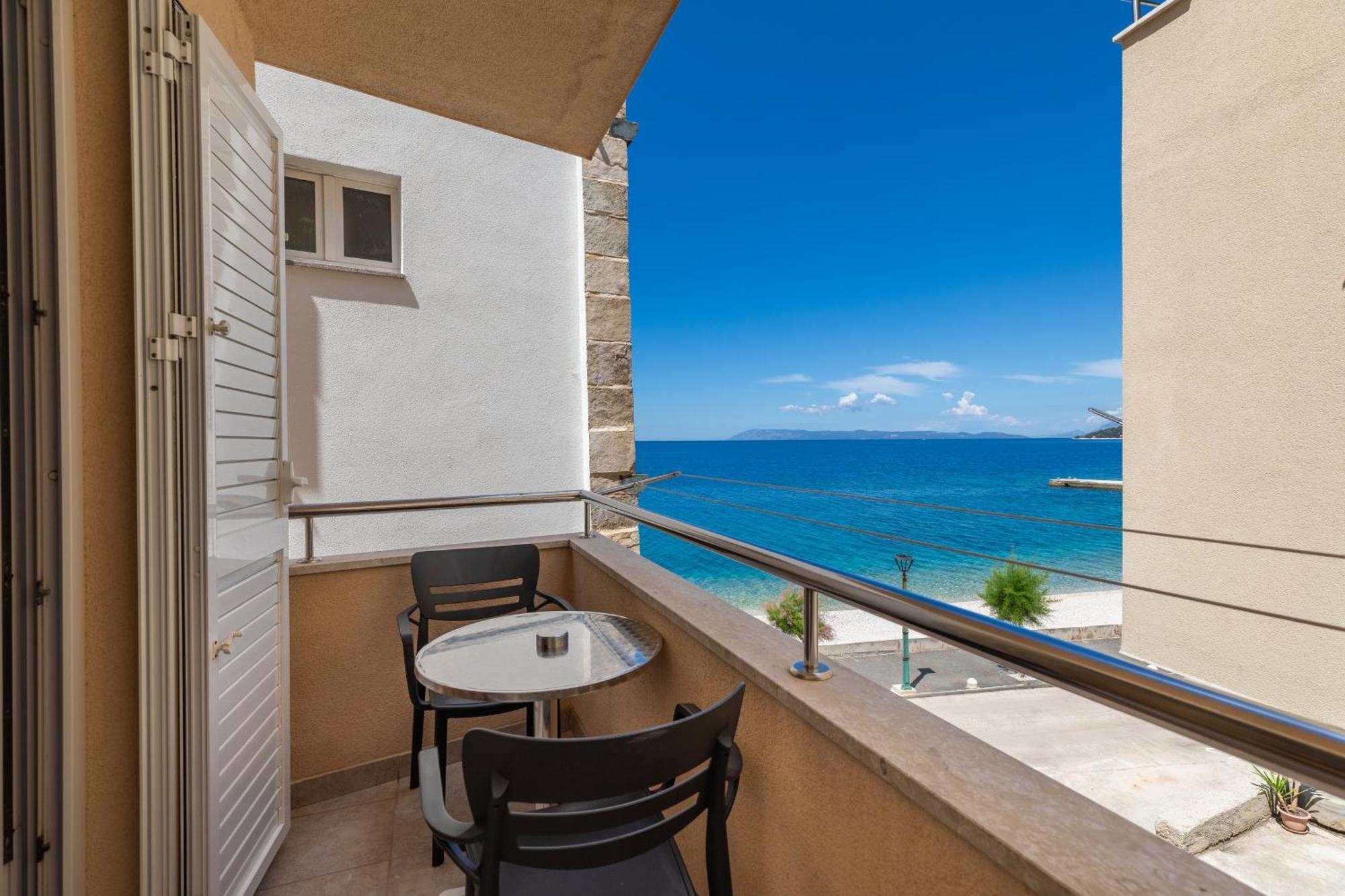 Apartments By The Sea Drasnice, Makarska - 6697 Zewnętrze zdjęcie